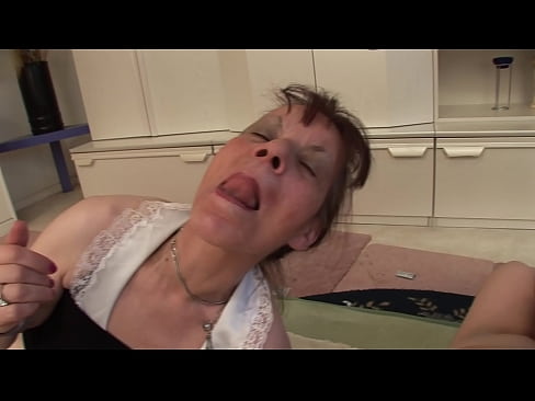 ❤️ Dve babičky a jeden dedko majú trojku ❤️ Krásne porno na sk.killvs.top ❤