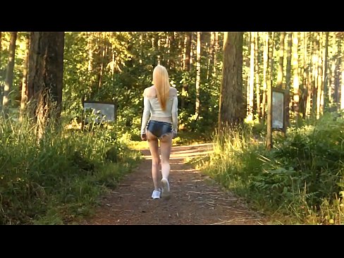 ❤️ Krásna žena sa pohybuje pomaly, nie nahé video ❤️ Krásne porno na sk.killvs.top ❤